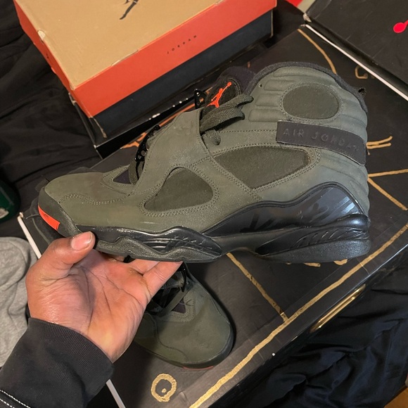 Jordan 8 - Picture 7 of 11